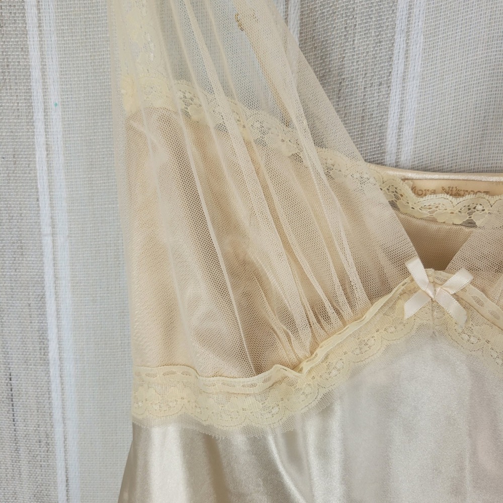 Vintage Flora Nikrooz Sheer Peignoir Robe Nightgown Cream Ivory Size Large/XL - Picture 10 of 16